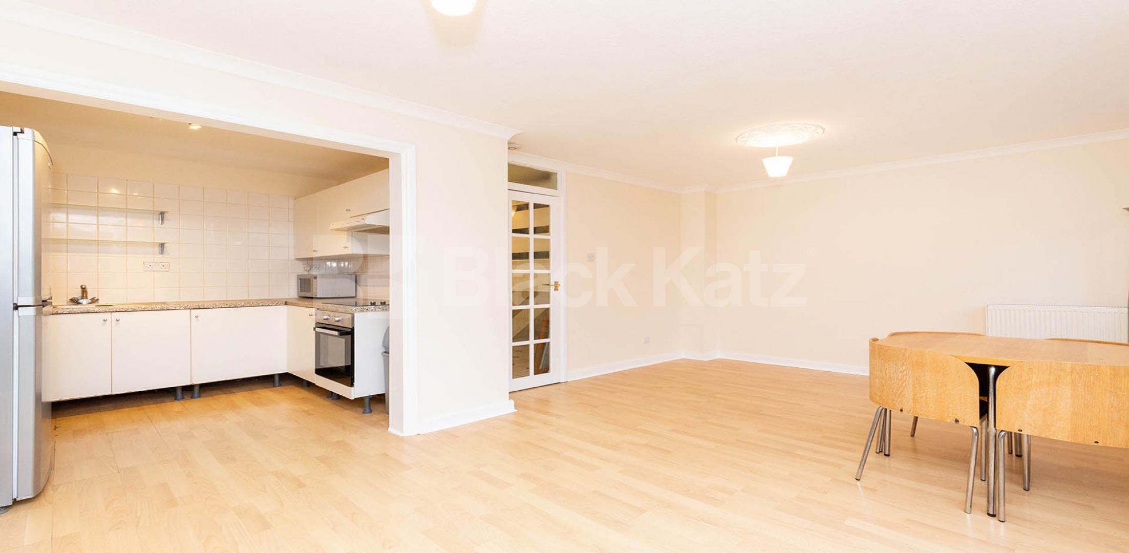 			4 Bedroom, 1 bath, 1 reception Apartment			 Parnell Road , Bow E3